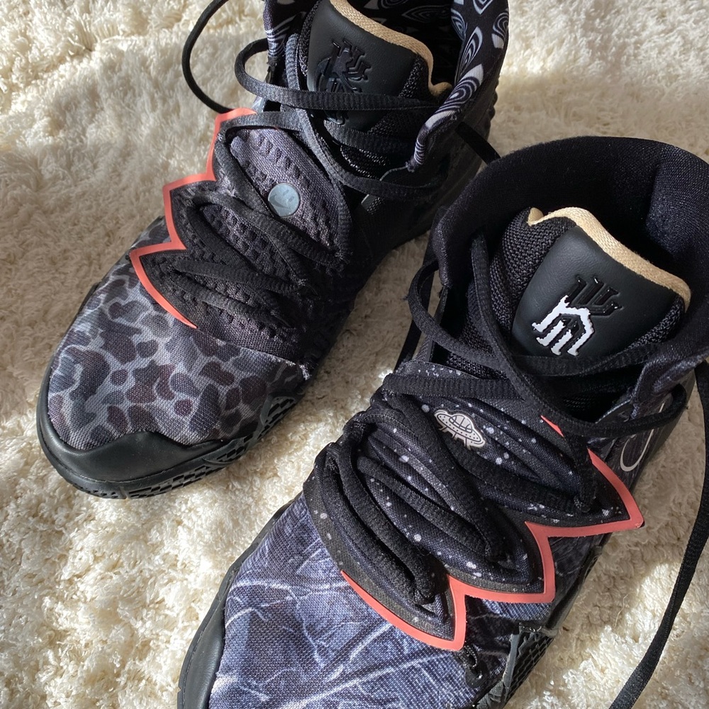 These are Nike KD youth size 6.5 only worn once